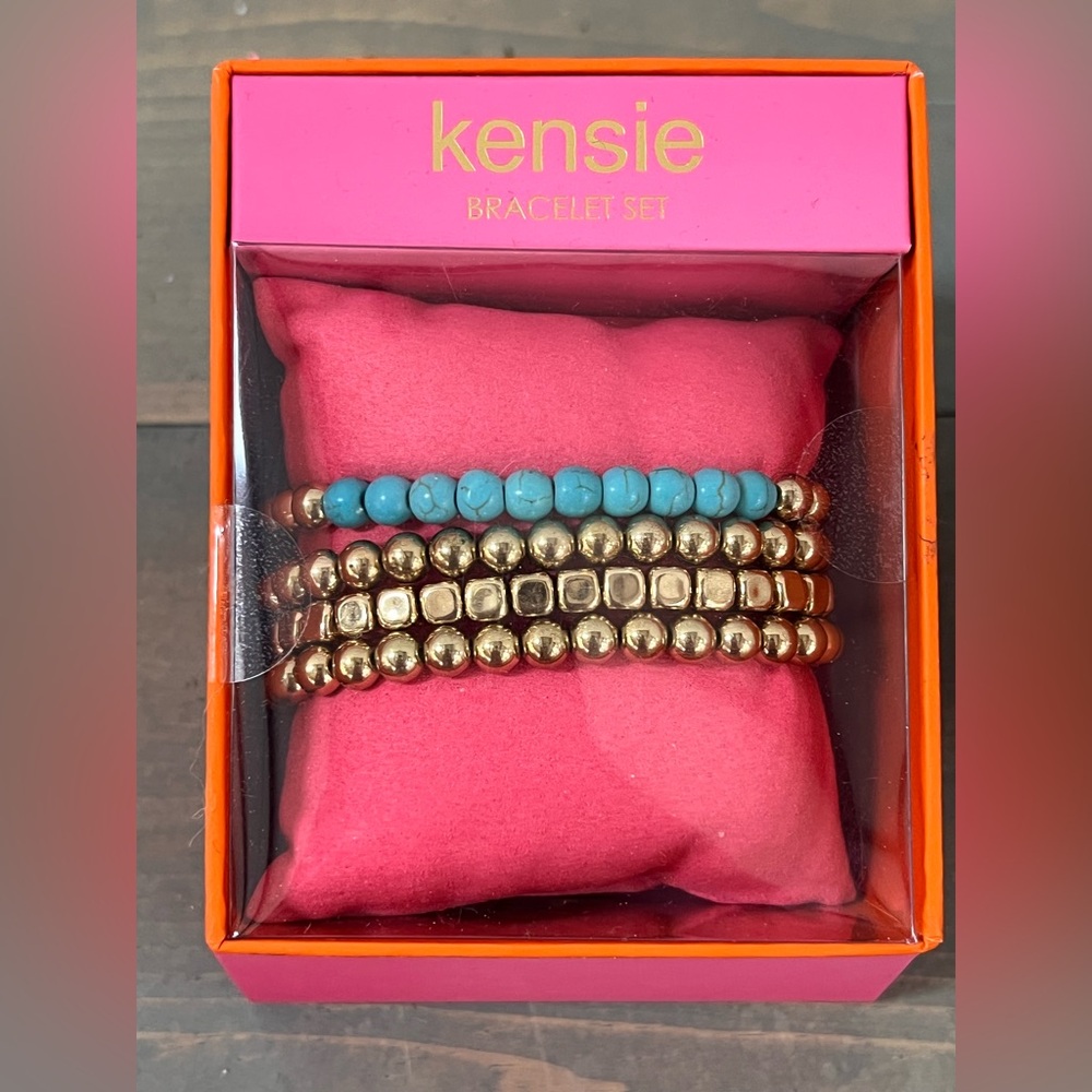 Kensie Turquoise and Gold Beaded Bracelet Set